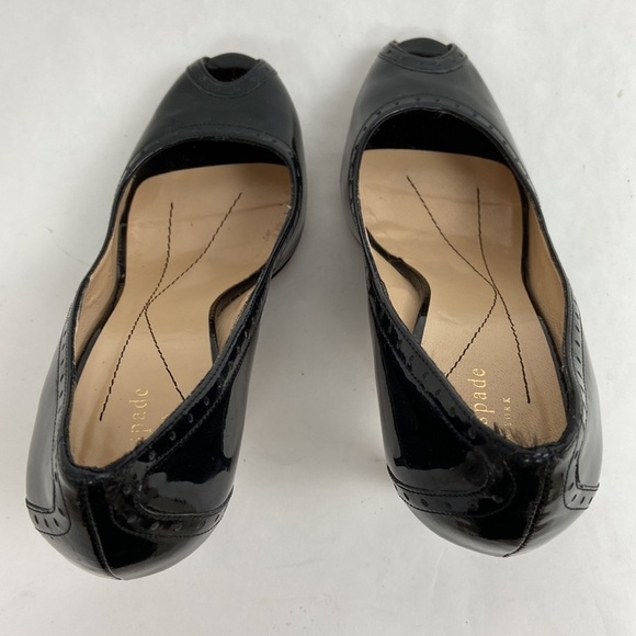 Kate Spade Giselle Oxford Patent Leather Peep Toe Perforated Trim Black Heels - Picture 14 of 16